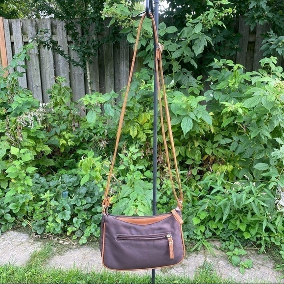 Roots 73 Brown & Tan Crossbody  Purse - Picture 4 of 13